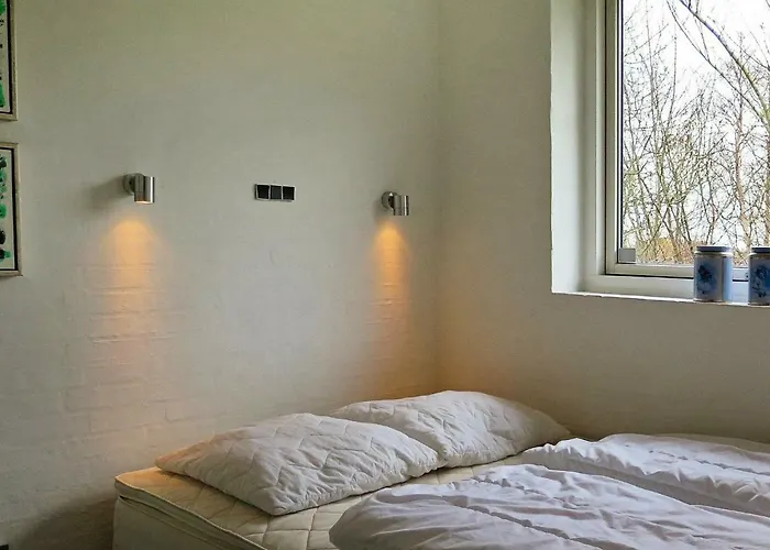 6 Person In Struer-by Traum Remmer Strand